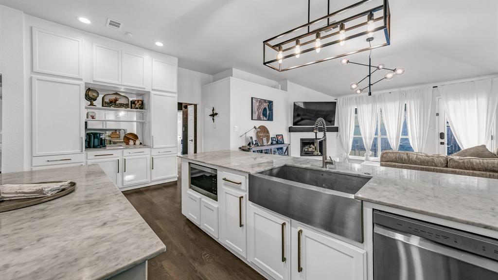 1009 Brown Street Property Photo