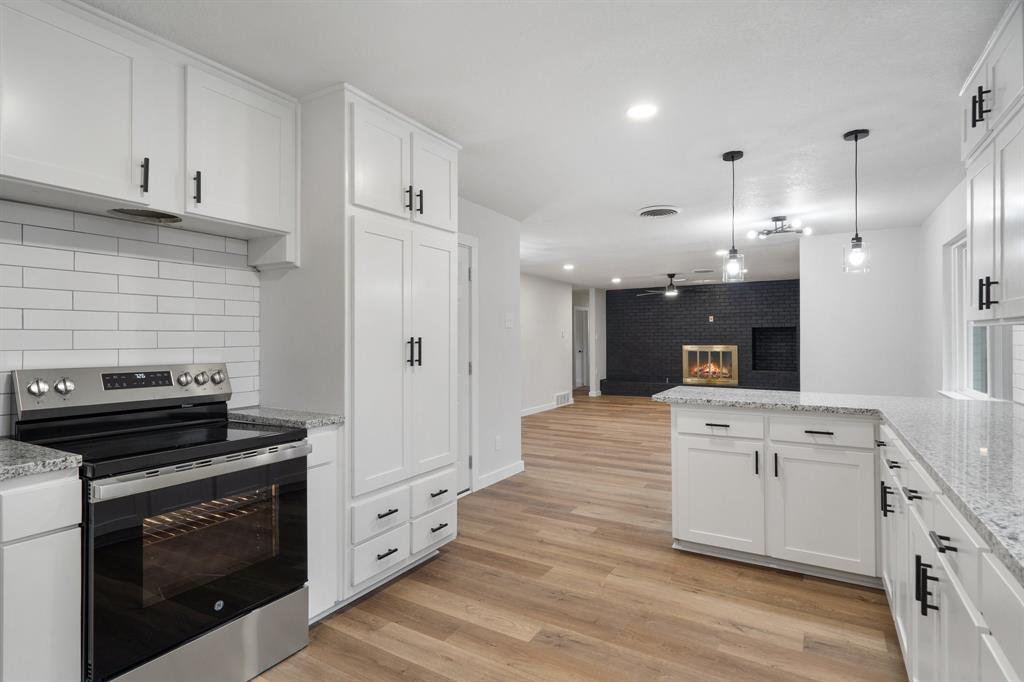 4609 Woodmont Drive Property Photo