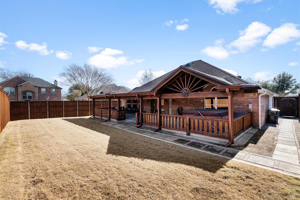 1404 Mcclure Drive Property Photo 1