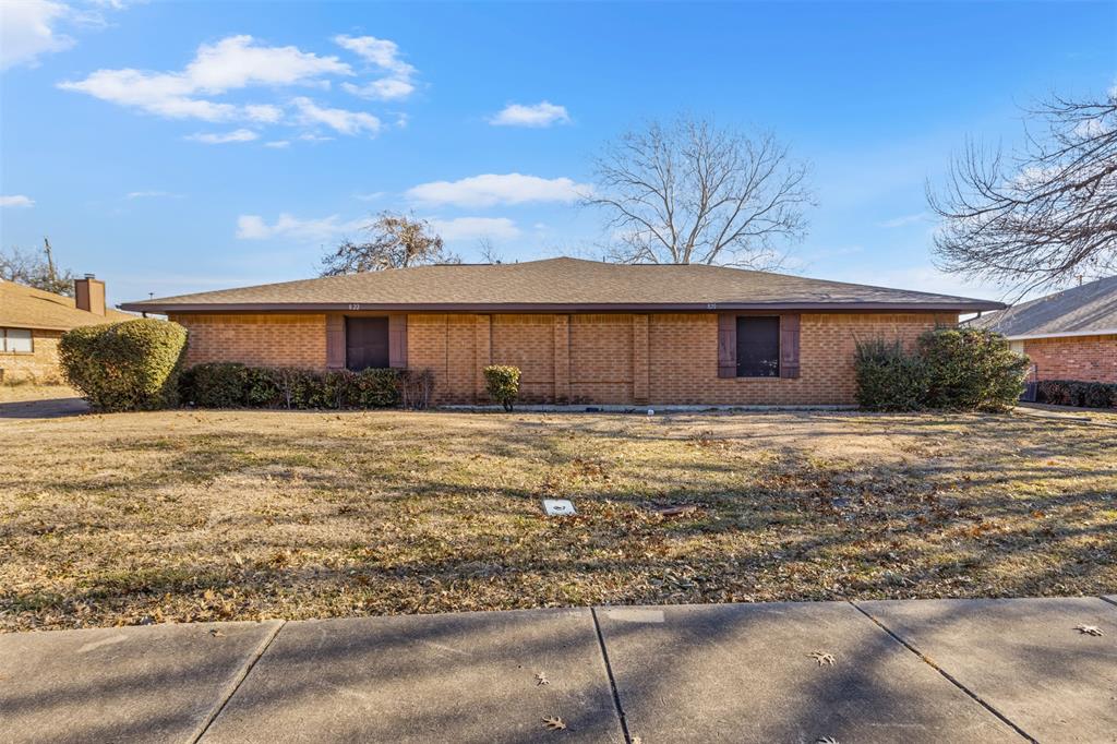820 Shadywood Lane Property Photo 1