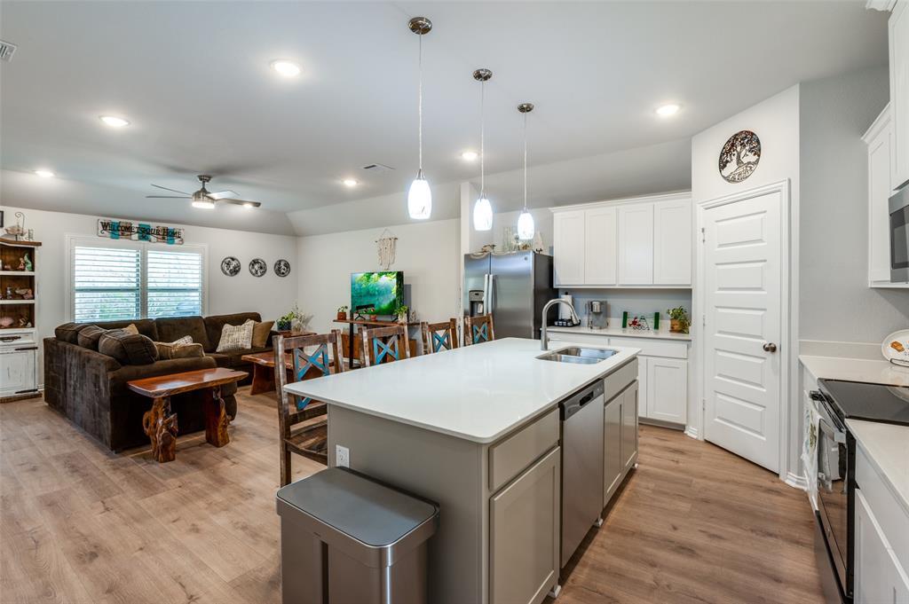 2313 Atlantic Avenue Property Photo 1