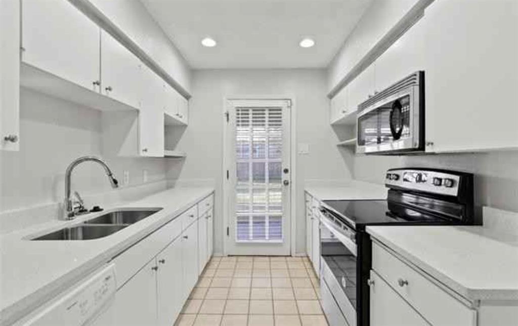 2616 Trinity Street Property Photo