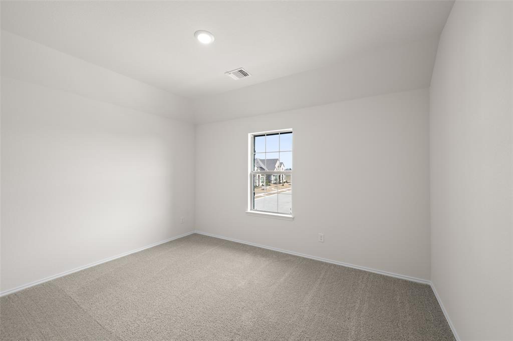371 Freestall Drive Property Photo 18