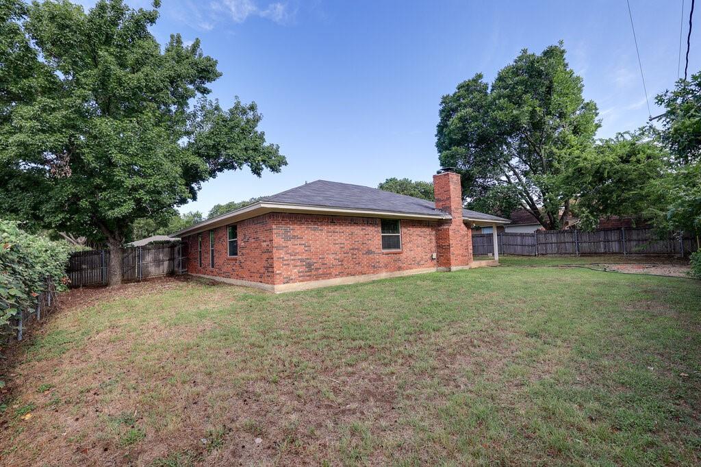 4315 Woodmeadow Court Property Photo 28