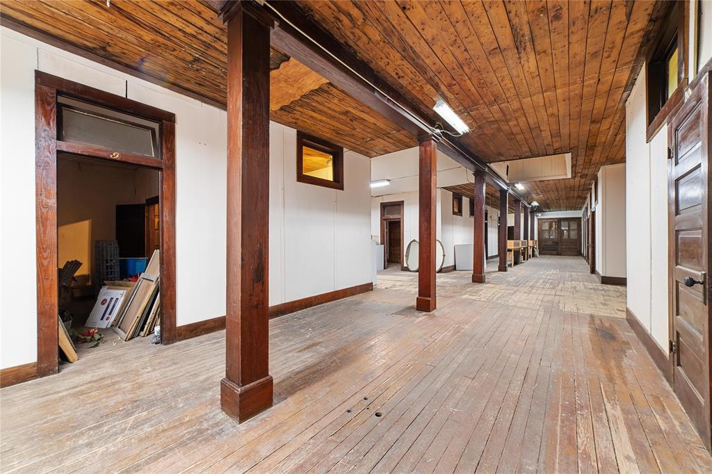 217 S Commercial Avenue Property Photo 30