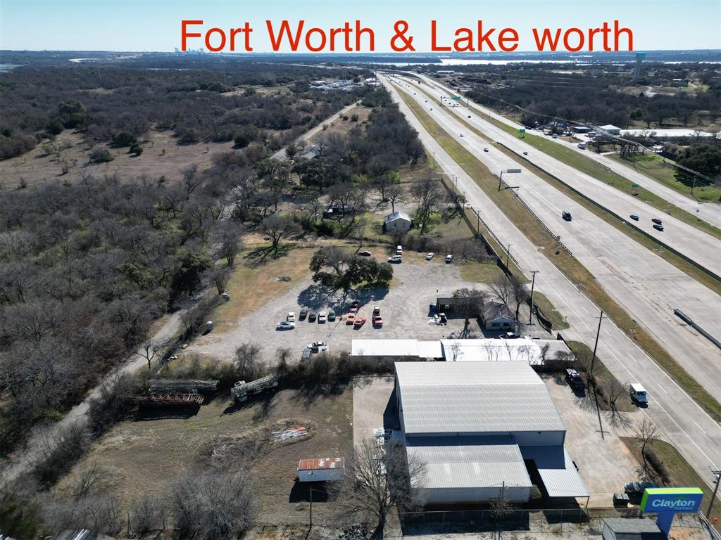 9840 Jacksboro Highway Property Photo 3
