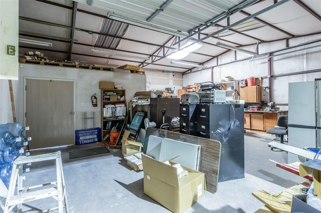 9840 Jacksboro Highway Property Photo 12