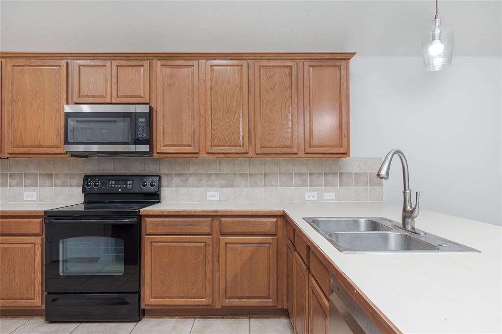 4034 Heavenly Way Property Photo 7