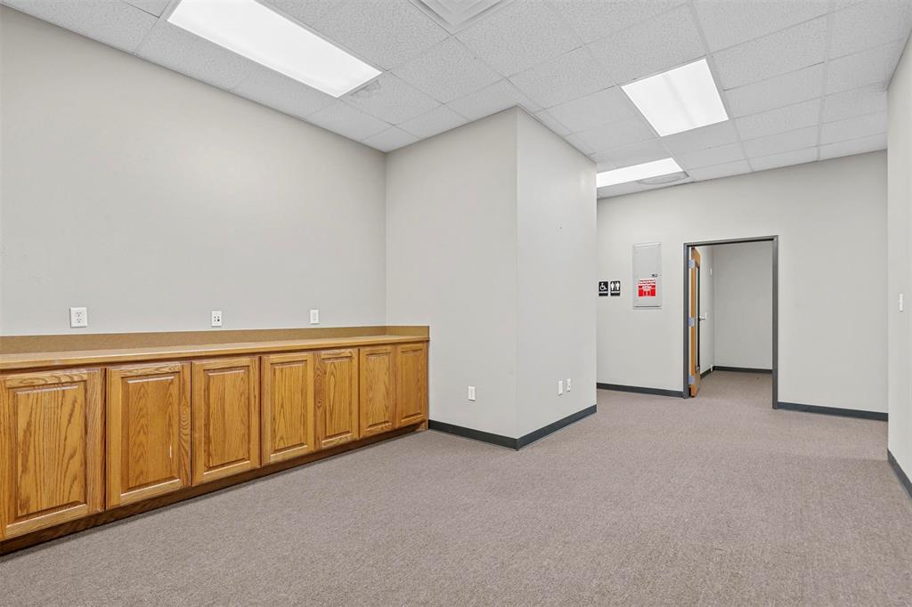 615 Johnson Avenue Property Photo 17