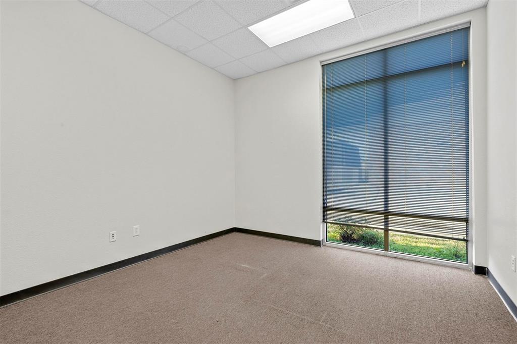 615 Johnson Avenue Property Photo 30