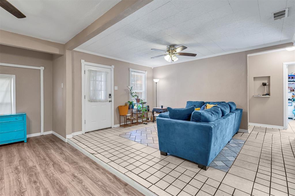 5512 Gilbow Avenue Property Photo