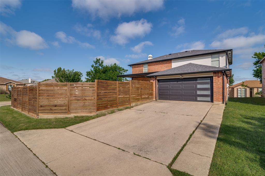 1663 Hickory Creek Lane Property Photo 18
