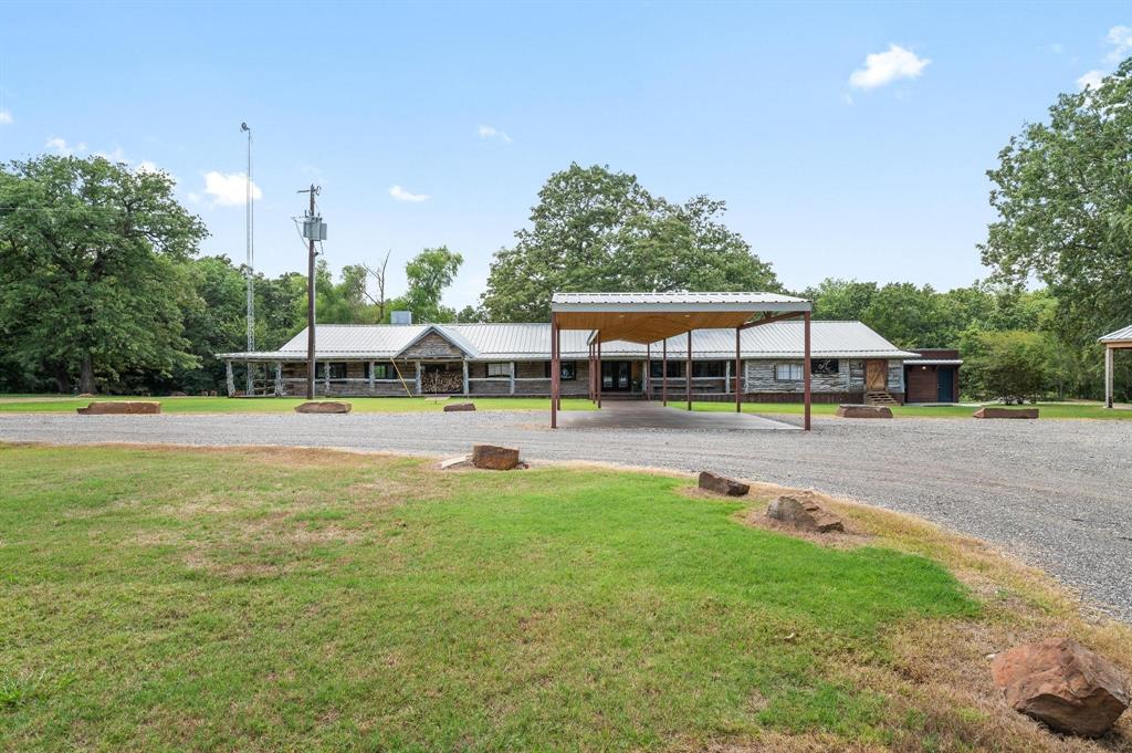 10525 N State Highway 78 Property Photo