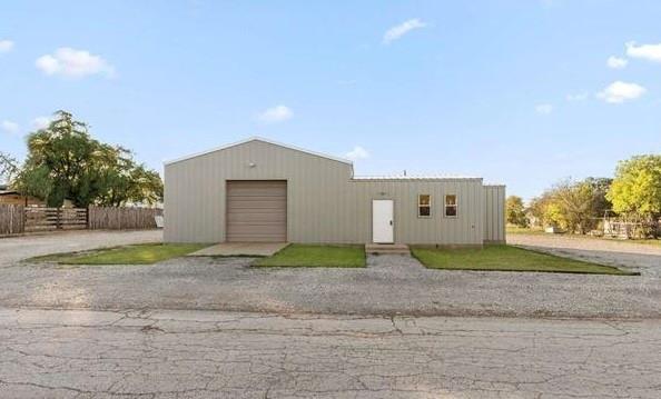 305 Sycamore Property Photo 2