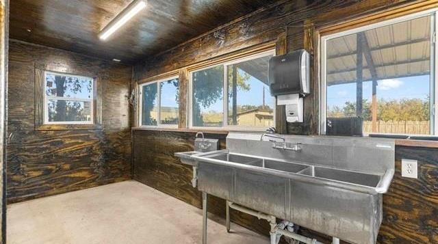 305 Sycamore Property Photo 15