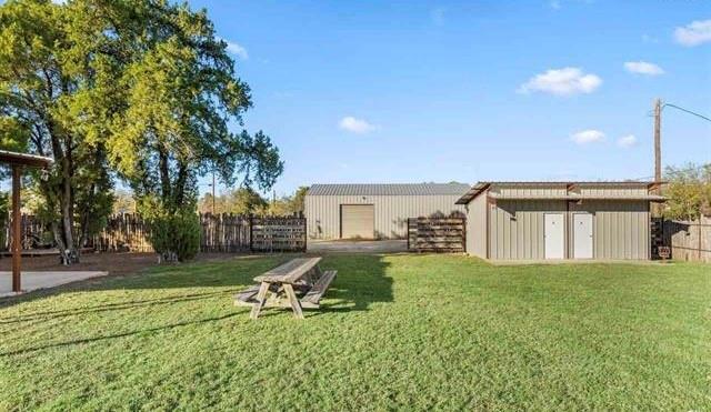 305 Sycamore Property Photo 20
