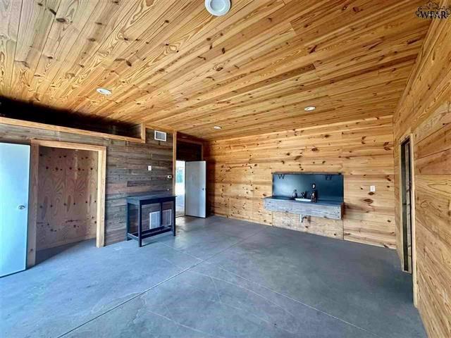 305 Sycamore Property Photo 28