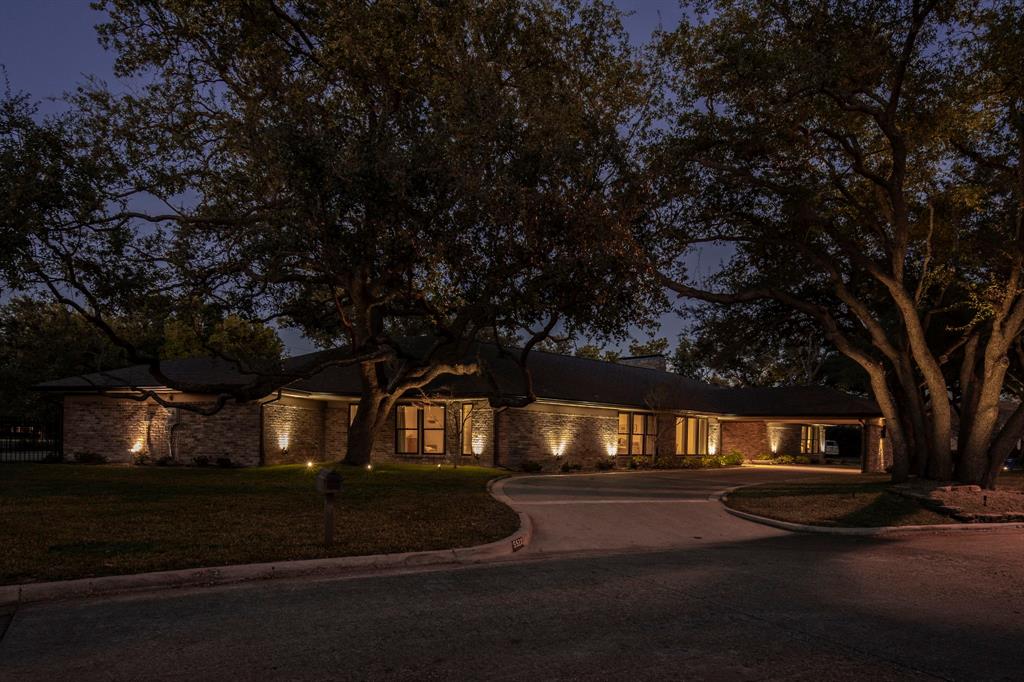 5523 Bent Trail Property Photo 29