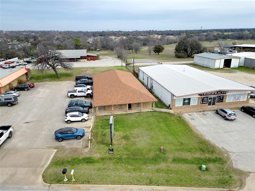 311 E Highway 199 Property Photo 2
