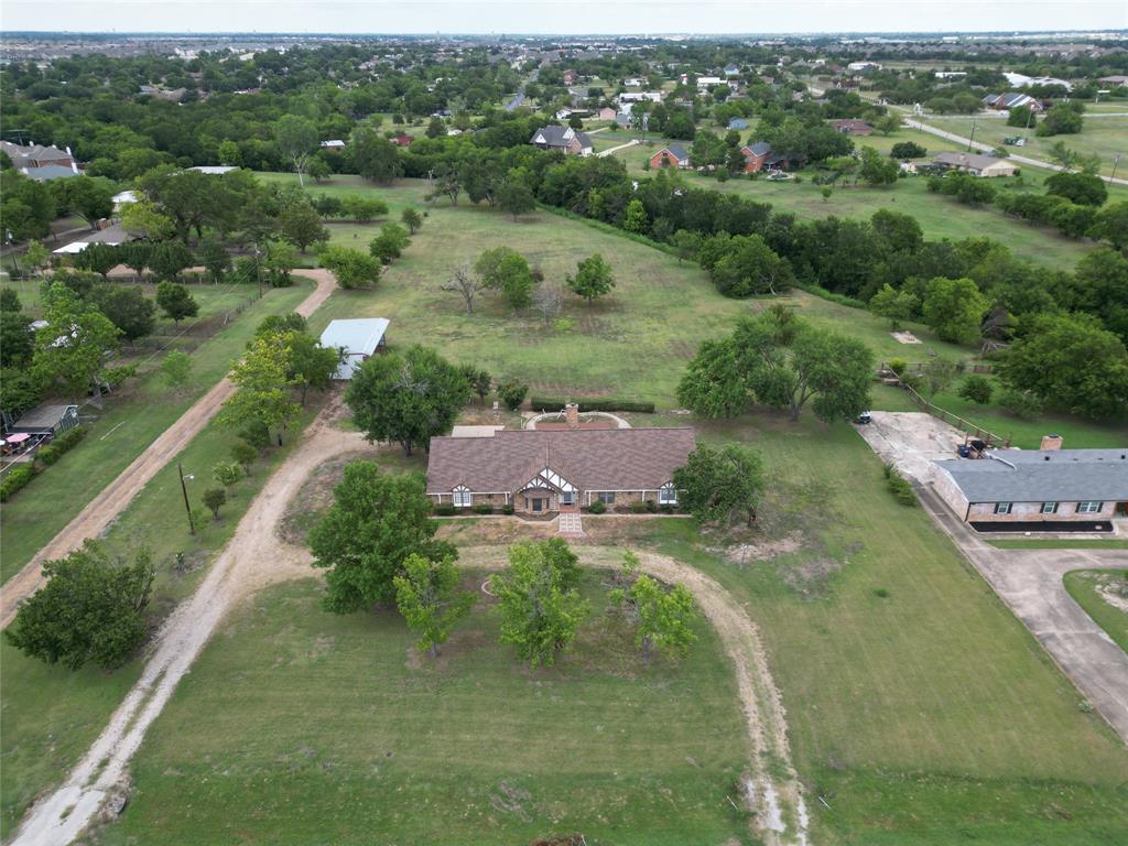 4903 Sachse Road Property Photo 1