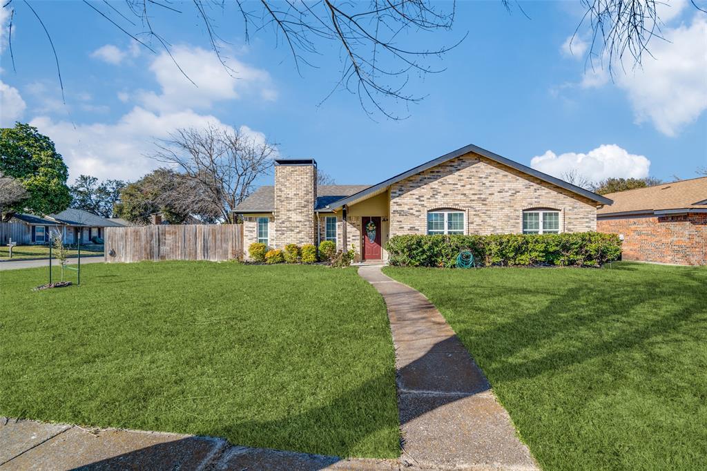 2933 Ivanridge Lane Property Photo