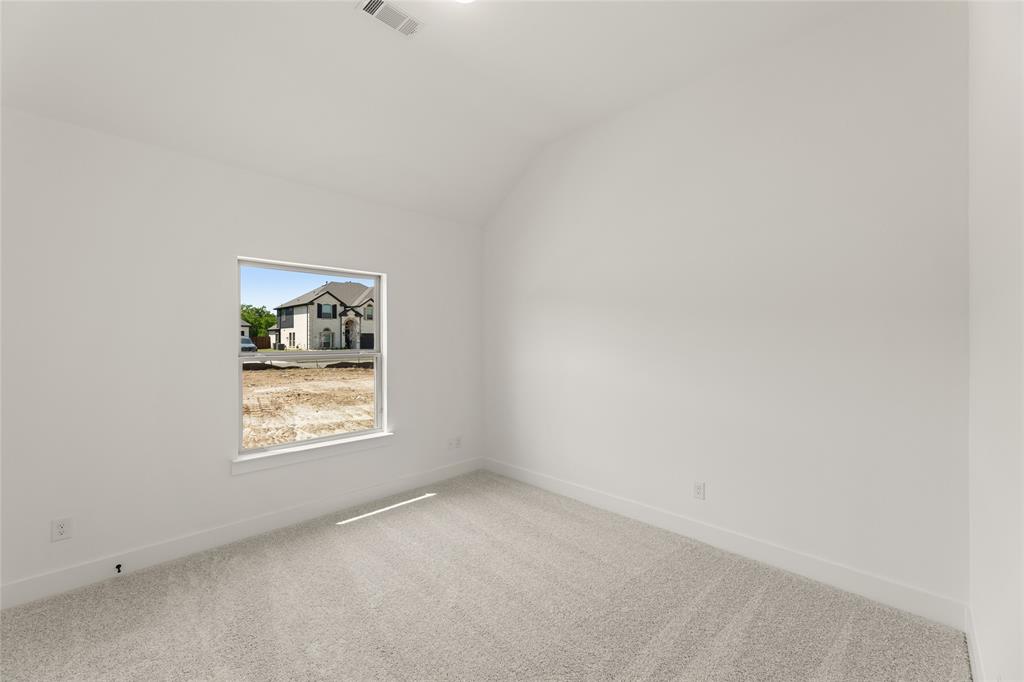 337 Loretta Property Photo 24