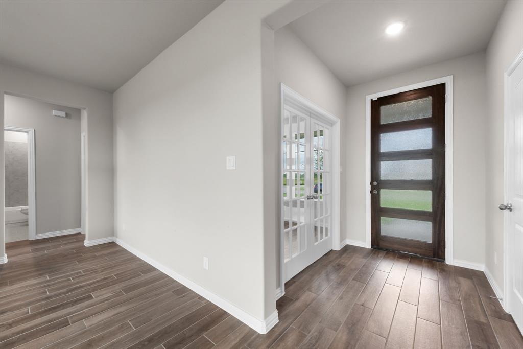 2475 Blackjack Oak Road Property Photo 5