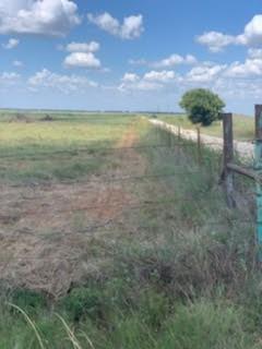 000 Mcdonald Property Photo 3