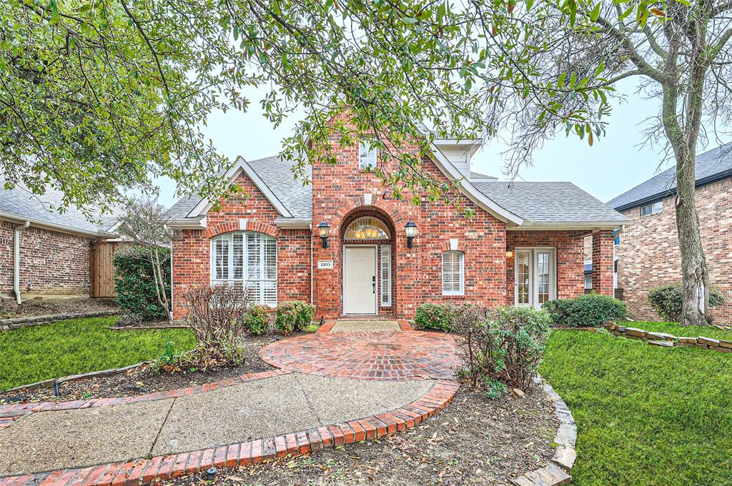 1105 Shores Boulevard Property Photo