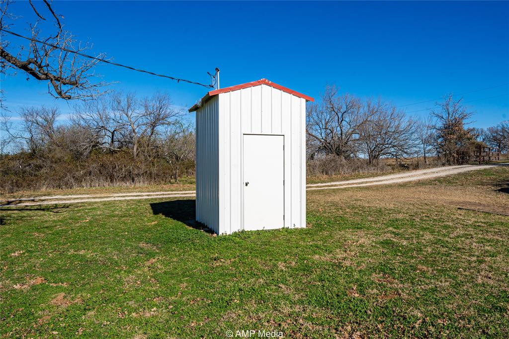 1992 Sand Flat Road Property Photo 16
