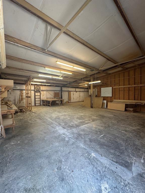 1208 Fall Creek Highway G Property Photo 7