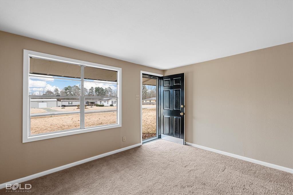 10806 Newson Road Property Photo 3