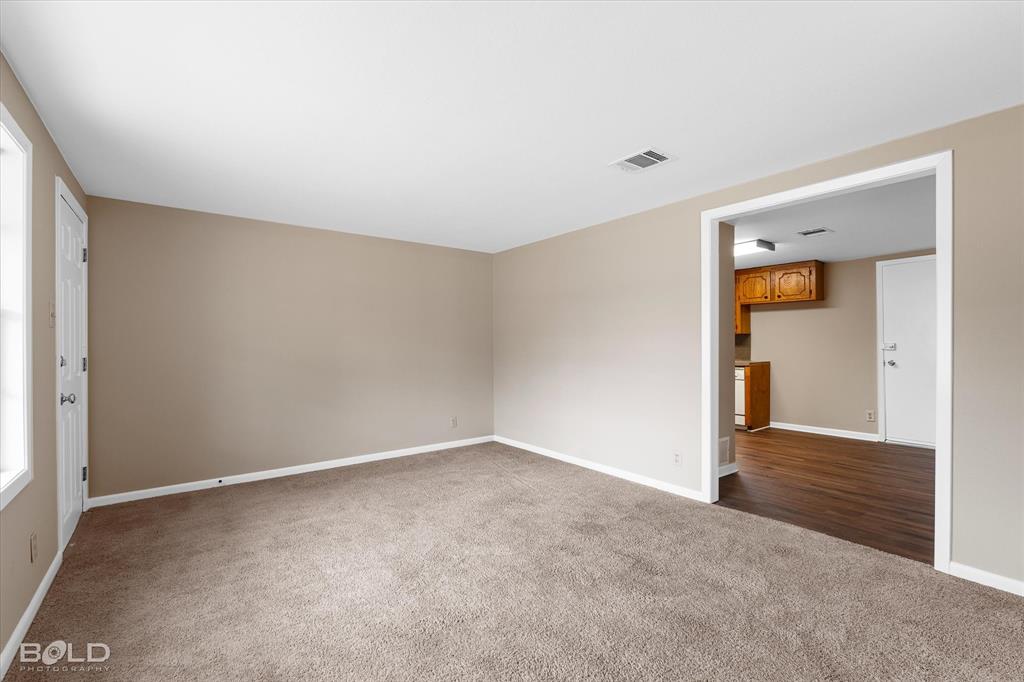 10806 Newson Road Property Photo 5