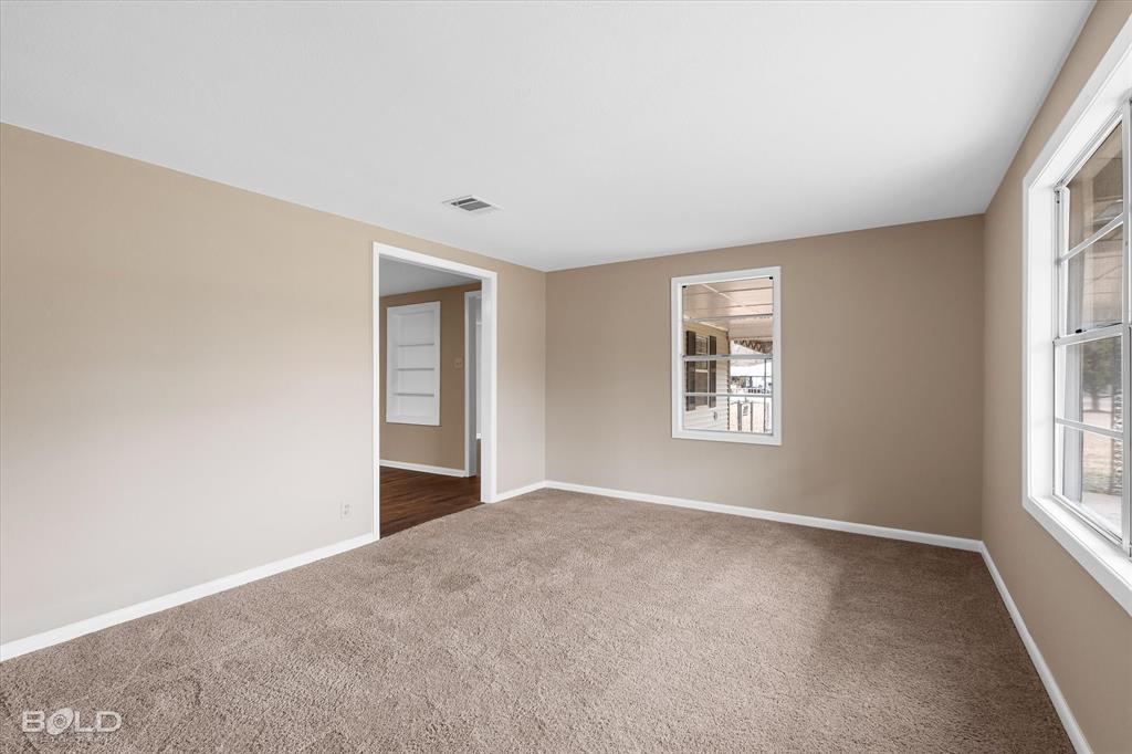 10806 Newson Road Property Photo 6
