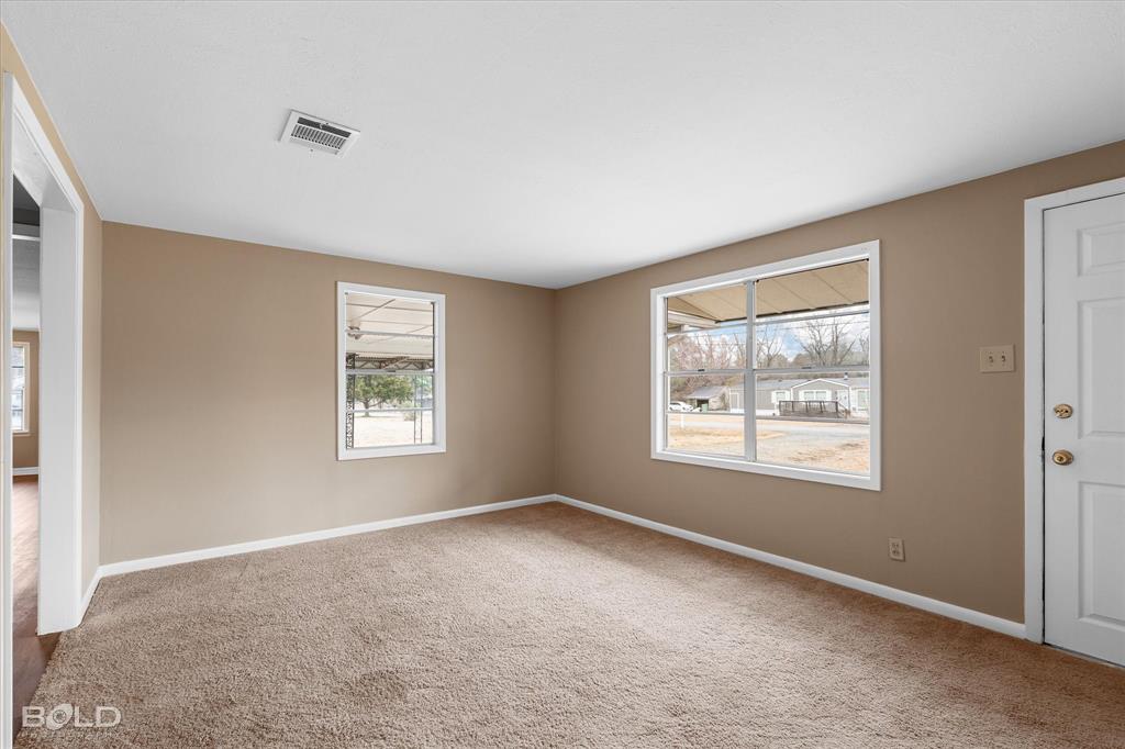 10806 Newson Road Property Photo 7