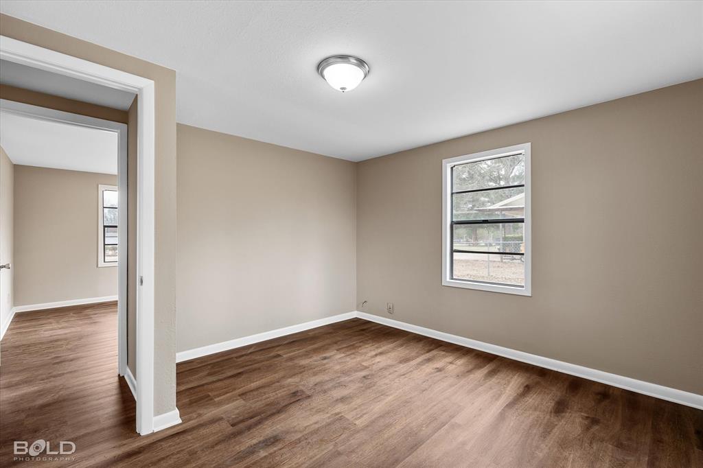 10806 Newson Road Property Photo 18