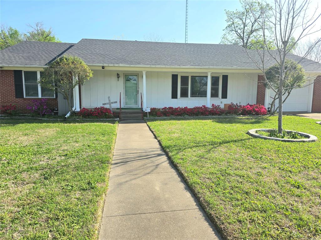 604 E Pennsylvania Property Photo