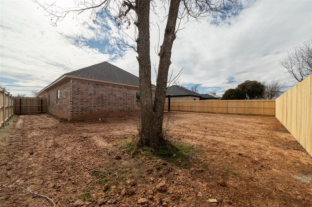 1133 Crescent Lane Property Photo 40