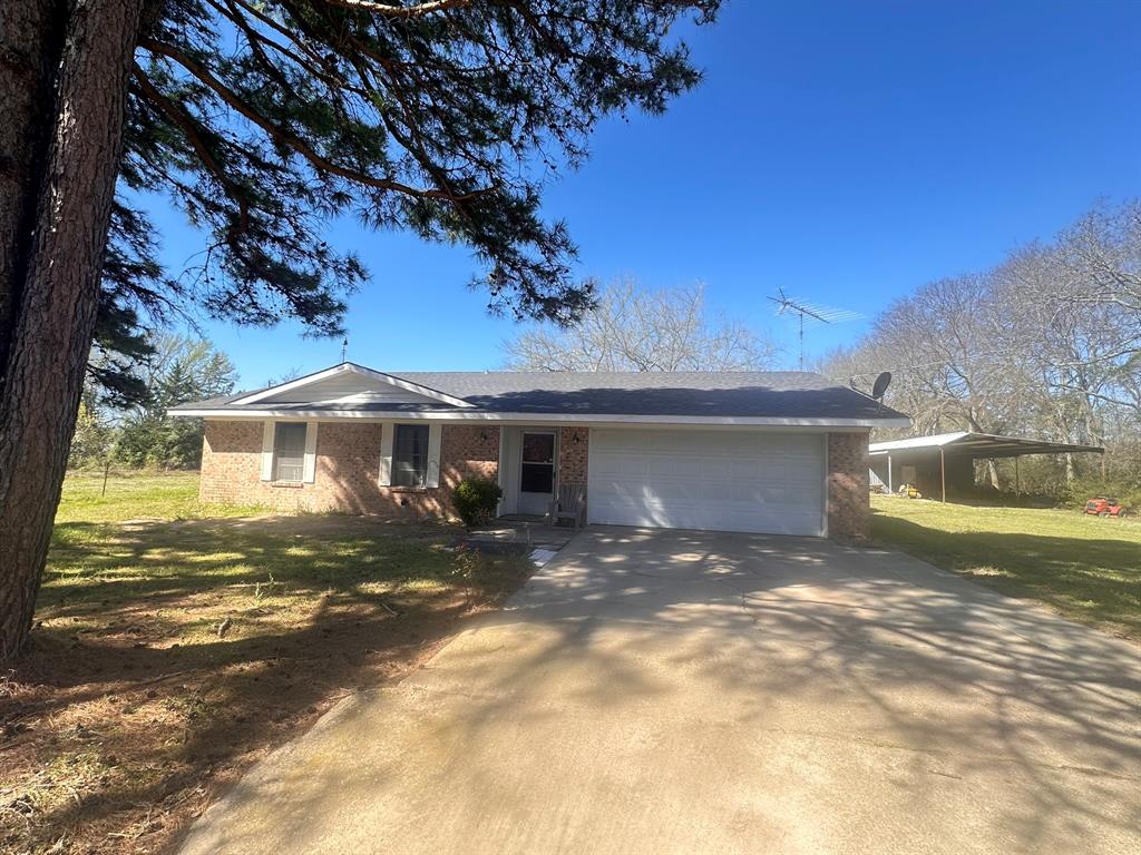 81 County Road 3243 Property Photo