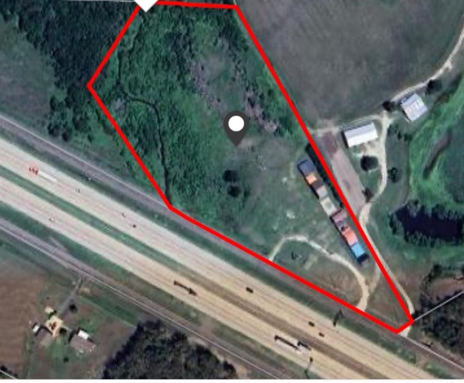 7110 S Interstate 45 Service Road Property Photo