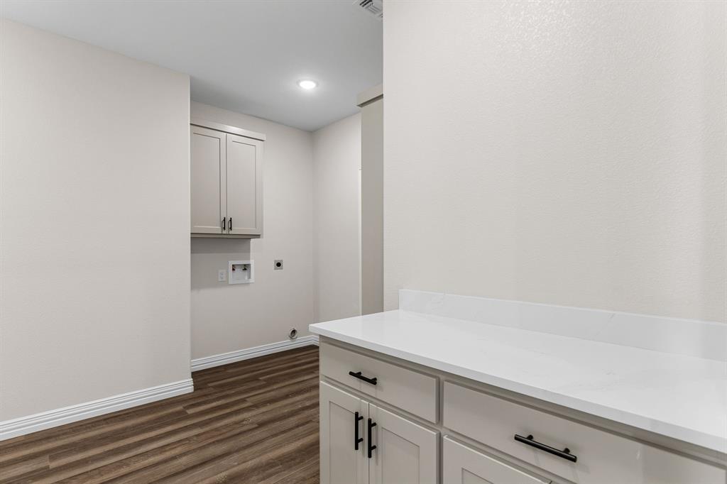 4695 Sisk Road Property Photo 12