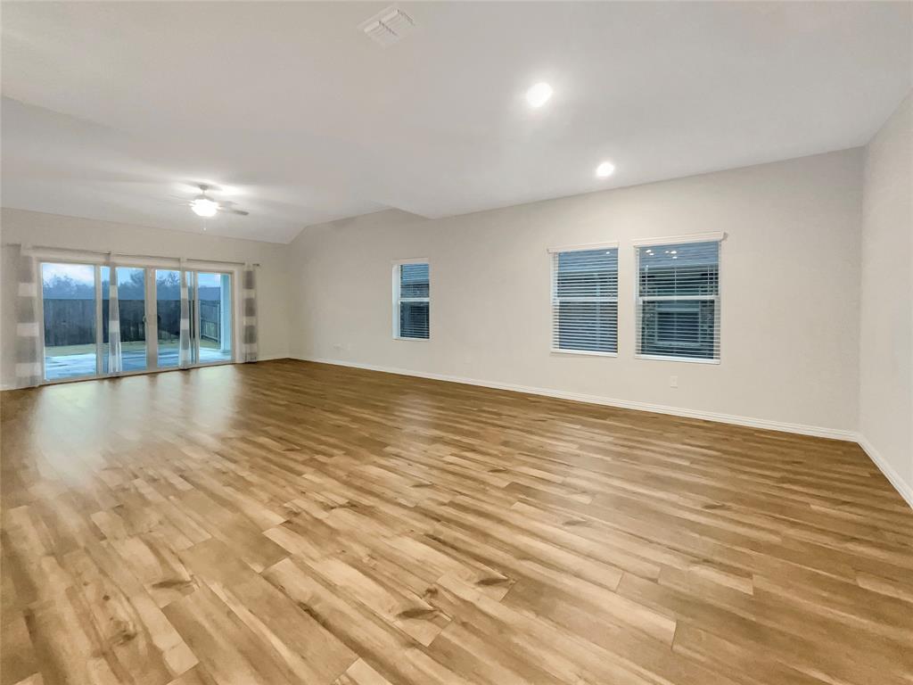 524 Fox Ridge Drive Property Photo 11