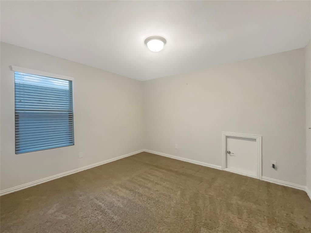 524 Fox Ridge Drive Property Photo 18