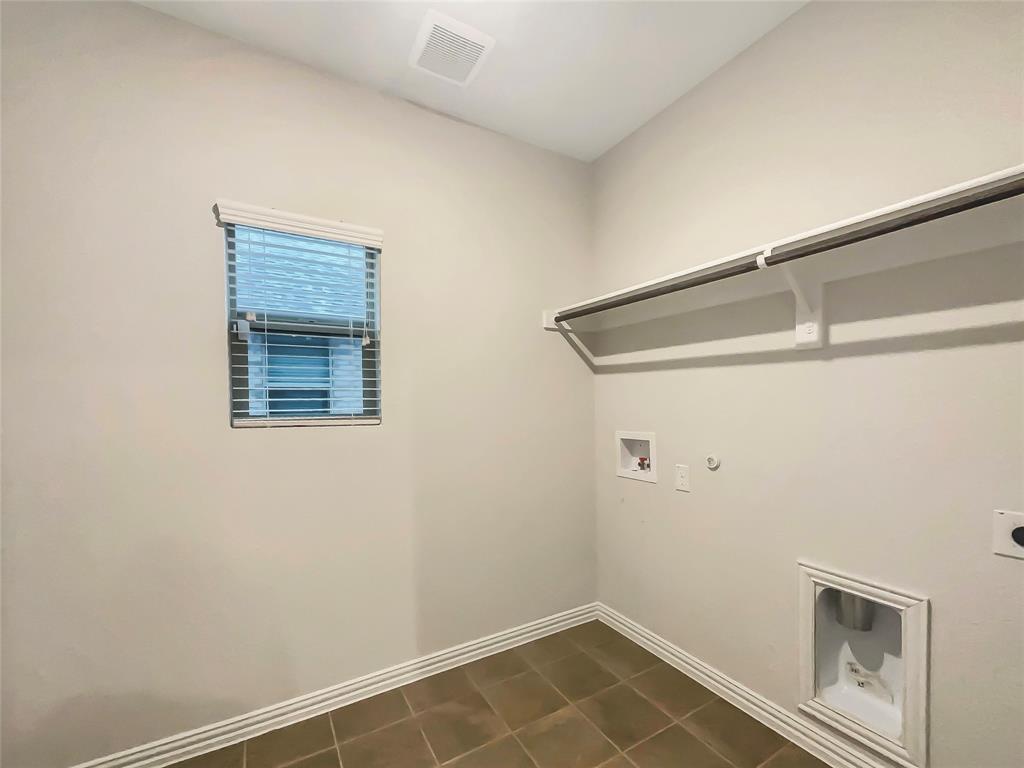 524 Fox Ridge Drive Property Photo 19