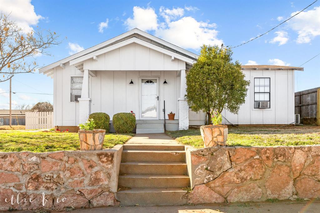 714 Sam Houston Street Property Photo