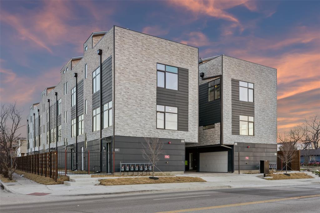 430 8th Street Property Photo