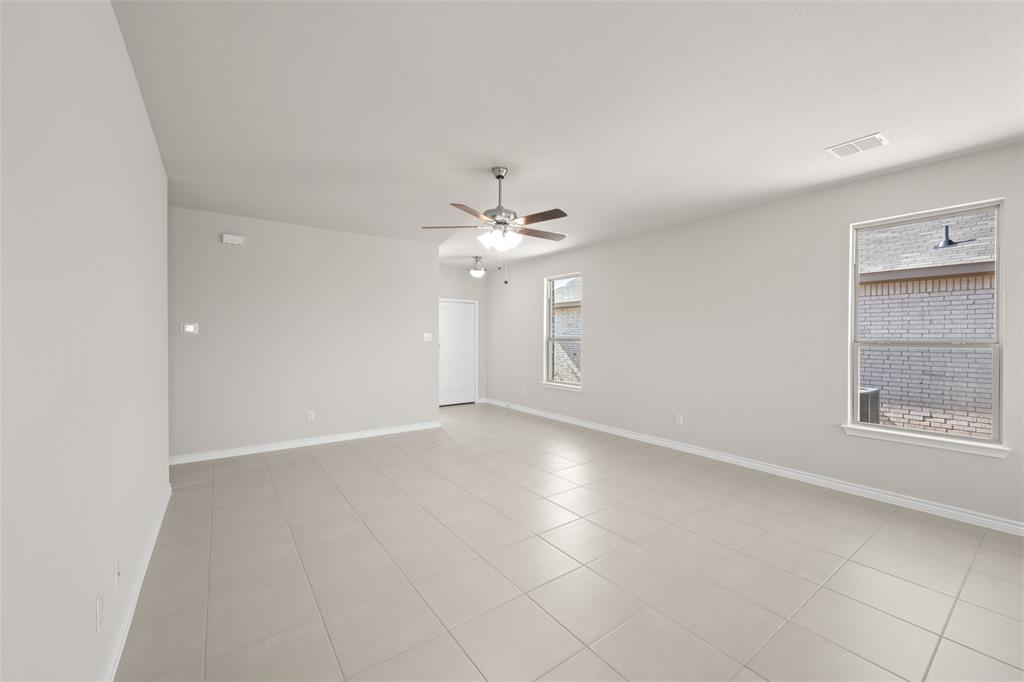 1902 Cheyenne Drive Property Photo 6