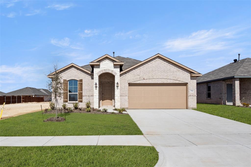 1904 Cheyenne Drive Property Photo 1