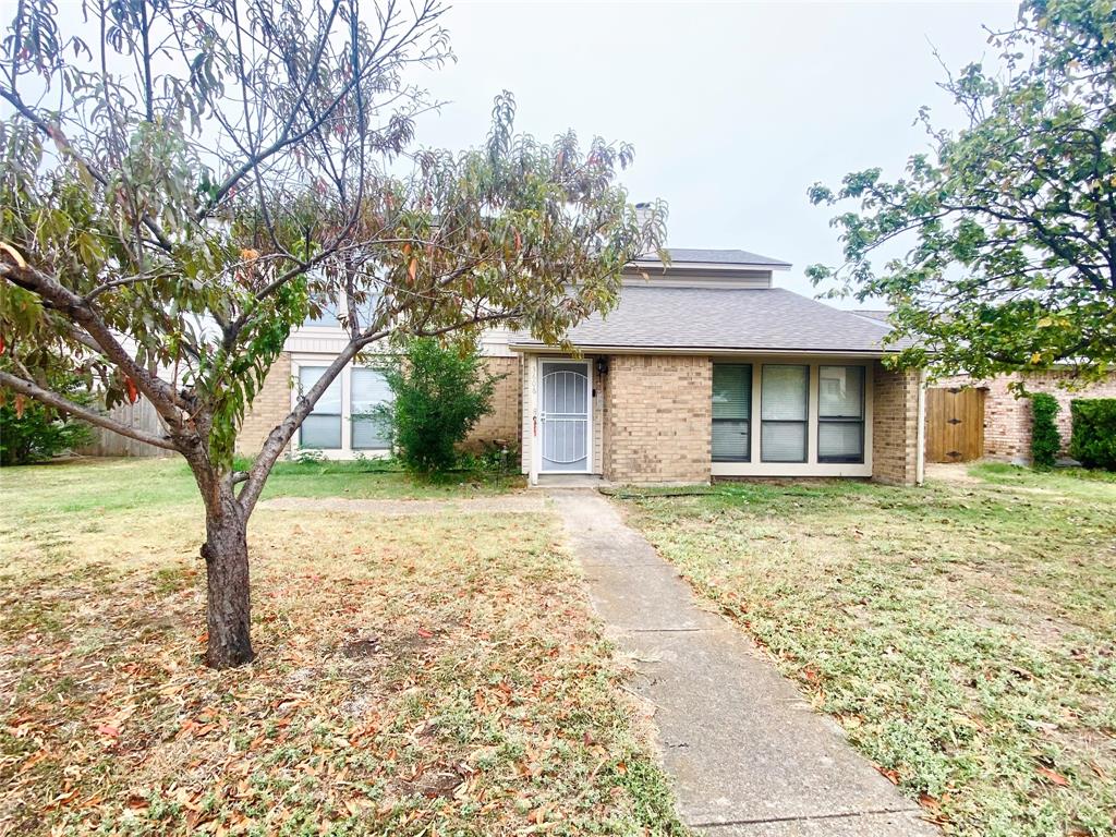 3606 Fieldcrest Drive Property Photo