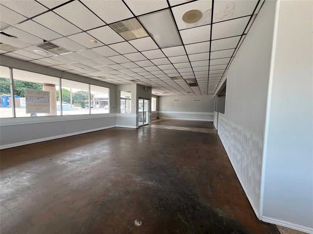 1223 E Belt Line 128 Property Photo 1